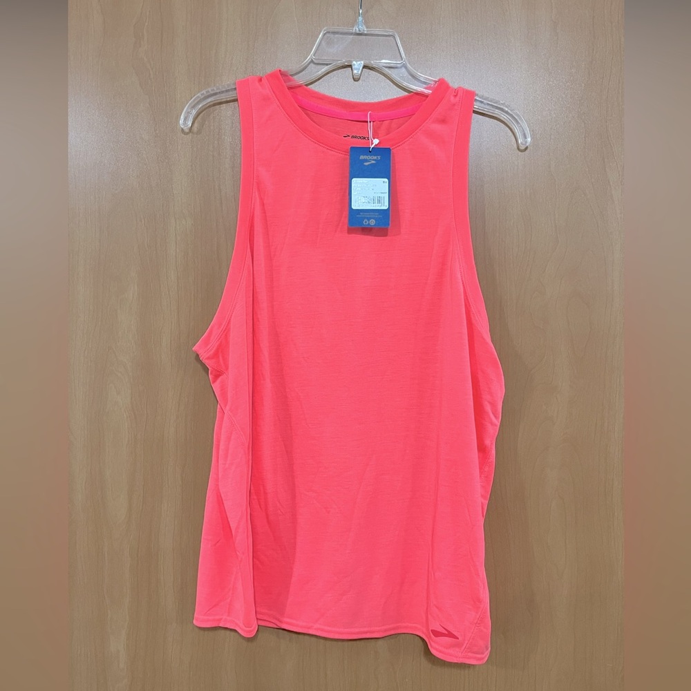 NWT Brooks sleeveless fluorescent pink workout shirt size XXL